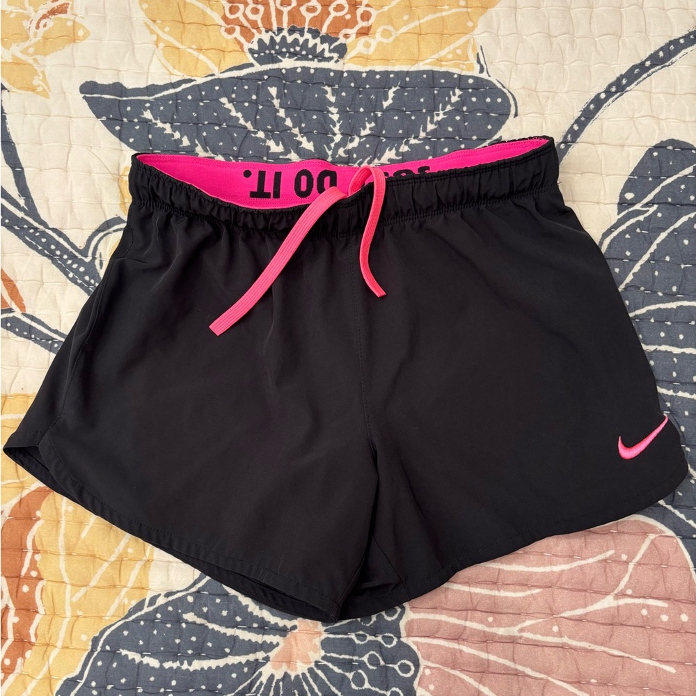 Nike Women's Athletic Shorts in Black and Pink